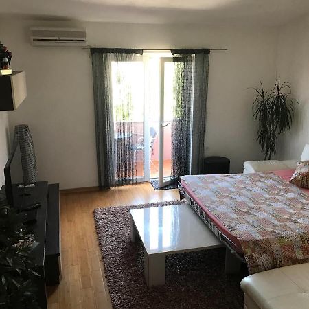 Apartments Villa Jukic Makarska Zewnętrze zdjęcie